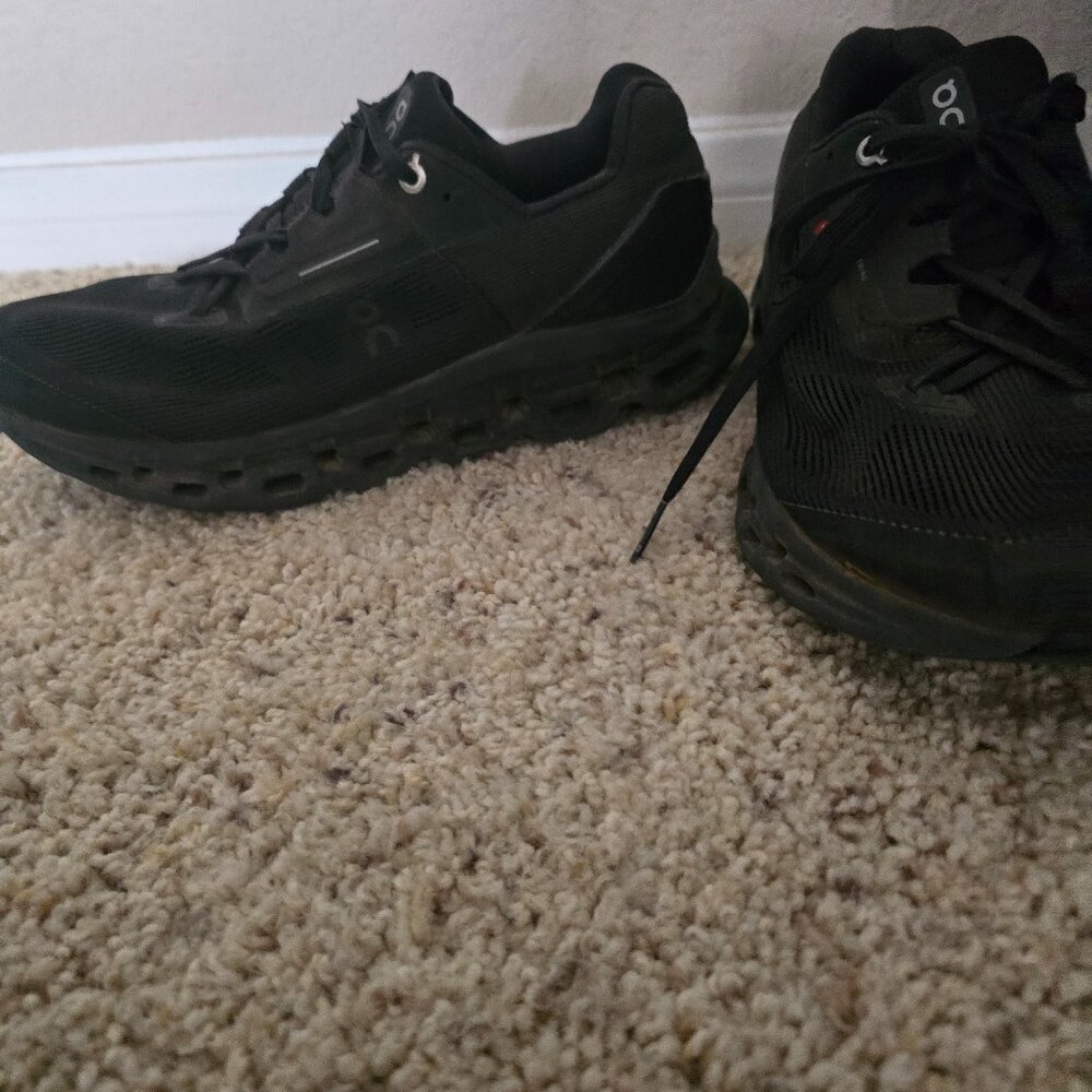 On cloud black